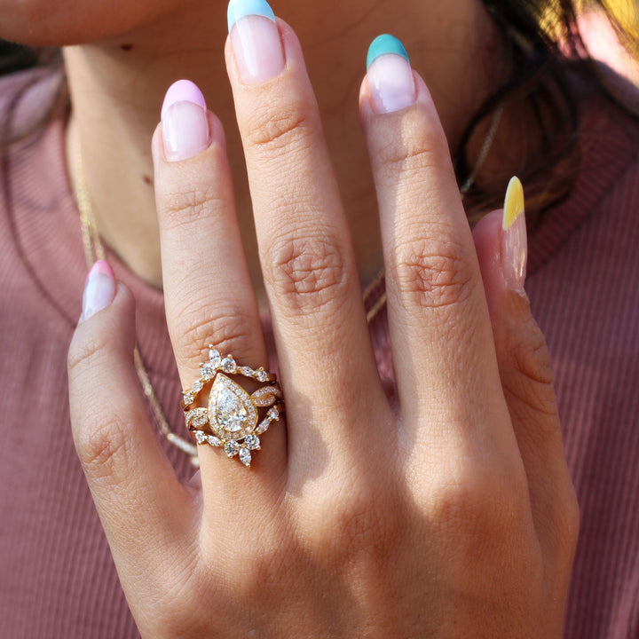 pear-f-vs1-diamond-halo-pave-engagement-ring