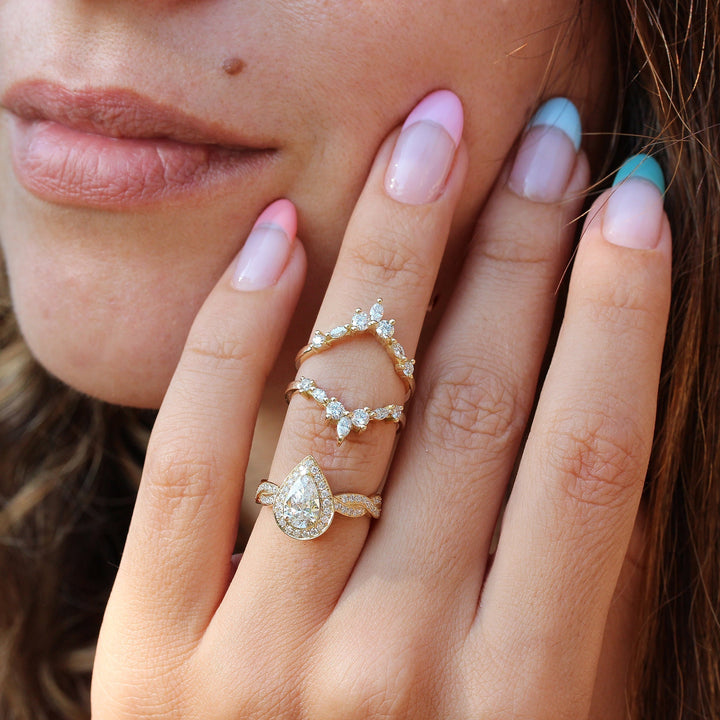 pear-f-vs1-diamond-halo-pave-engagement-ring