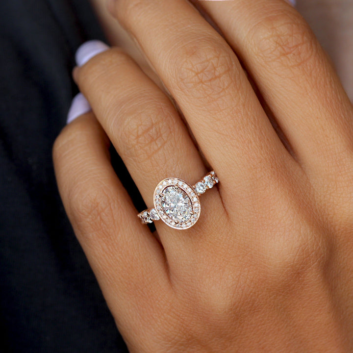 oval F VS1 diamond halo engagement ring for women,
