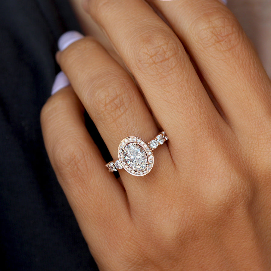oval F VS1 diamond halo engagement ring for women,