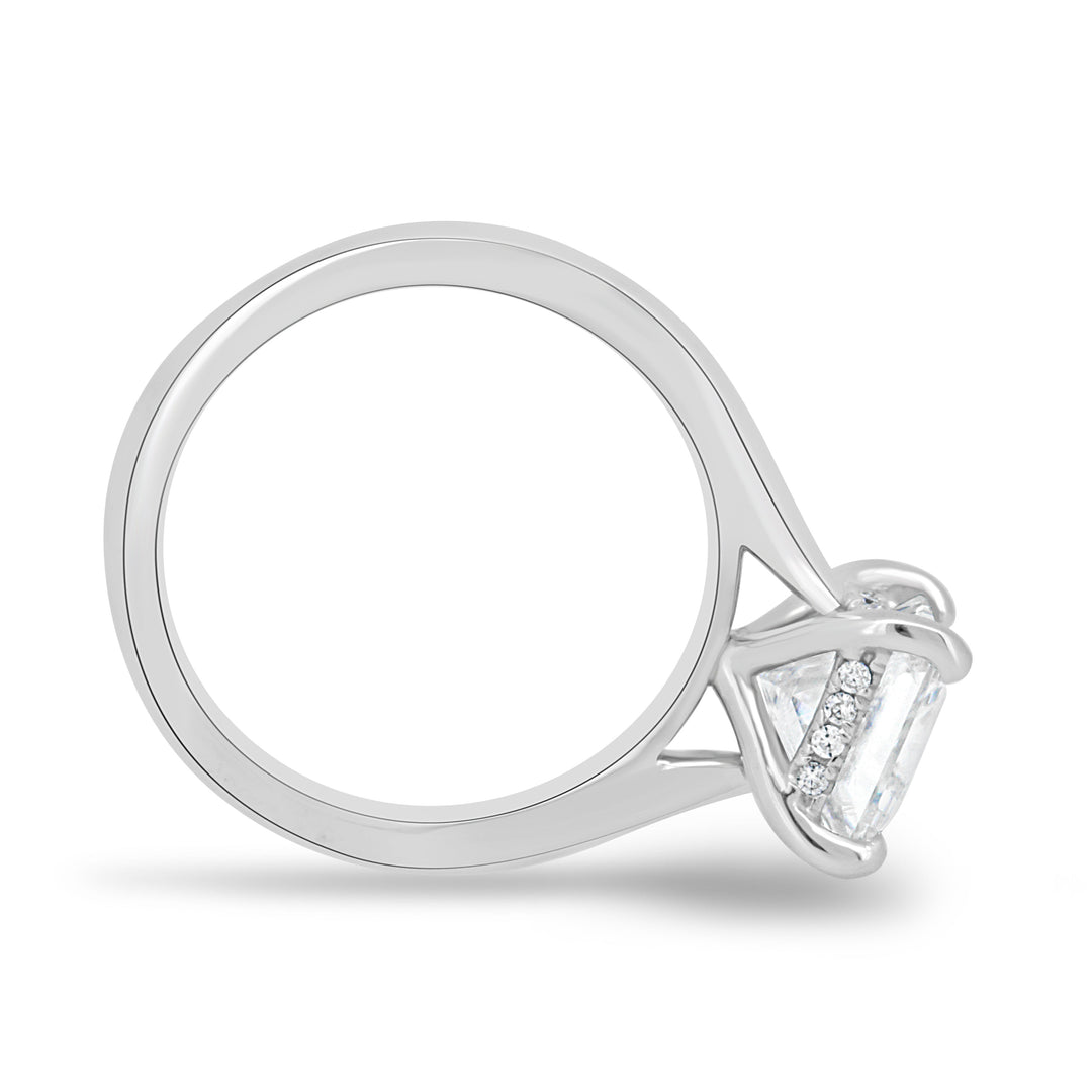 1.83ct Round Cut Solitaire G-VS2 Lab Grown Diamond Engagement Ring