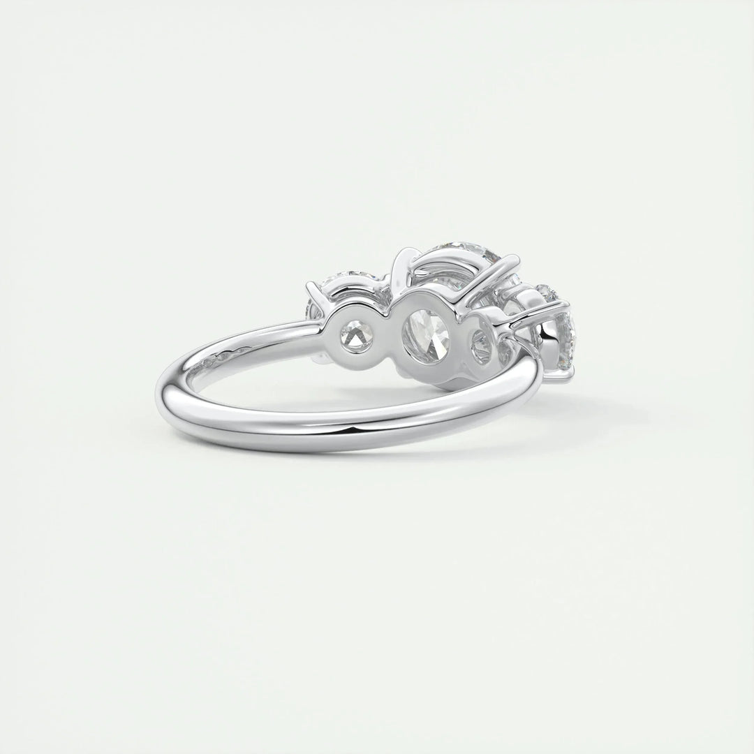 2.0 CT Round Cut Three Stone Moissanite Engagement Ring