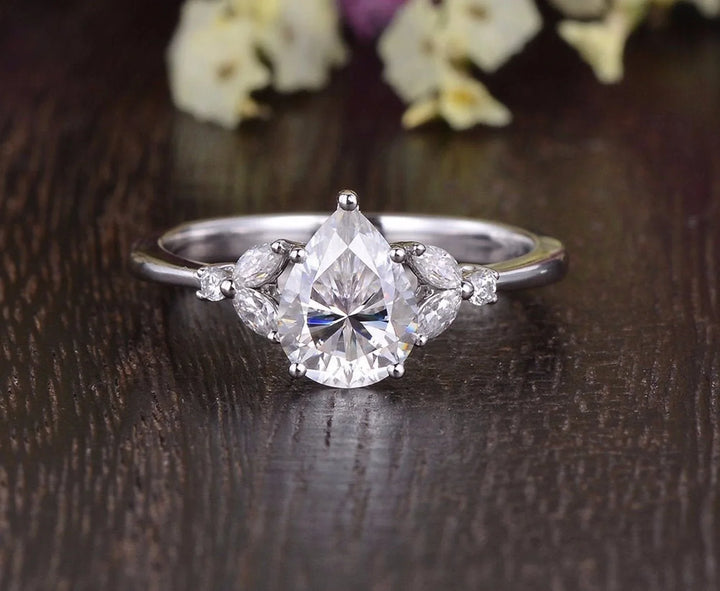 0.75CT Pear Cluster Moissanite Engagement Ring