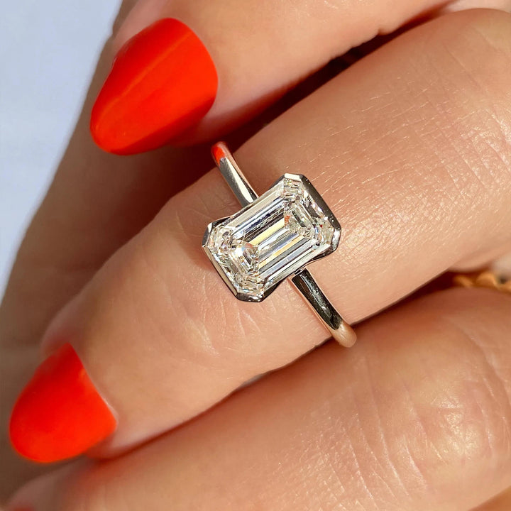 2ct Emerald F- VS1 Lab Grown Diamond Solitaire Engagement Ring