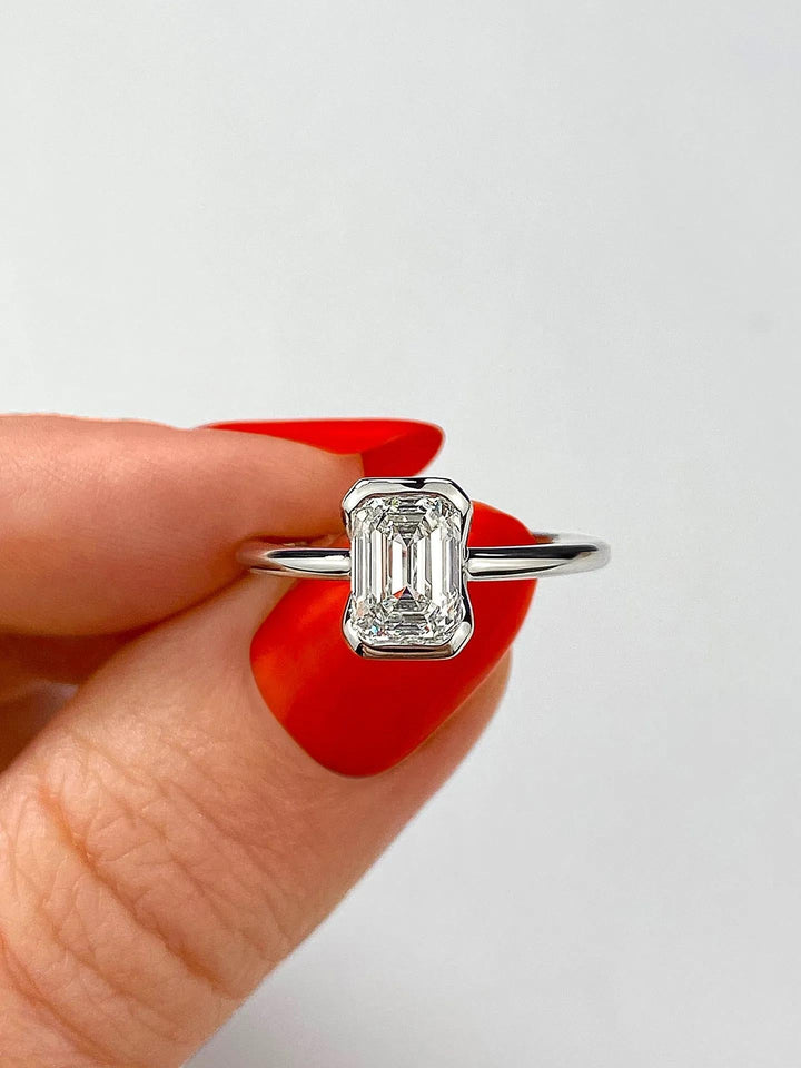 2ct Emerald F- VS1 Lab Grown Diamond Solitaire Engagement Ring