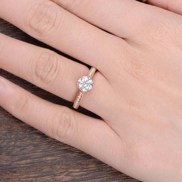 1.35CT Round Cut Solitaire Moissanite Engagement Ring