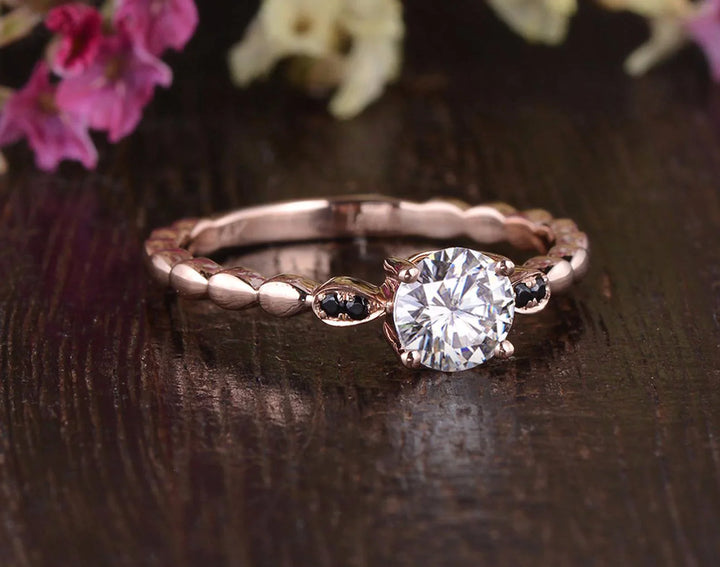 1.35CT Round Cut Solitaire Moissanite Engagement Ring