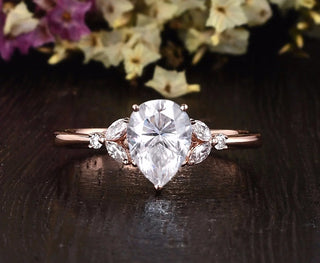 0.75CT Pear Cluster Moissanite Engagement Ring