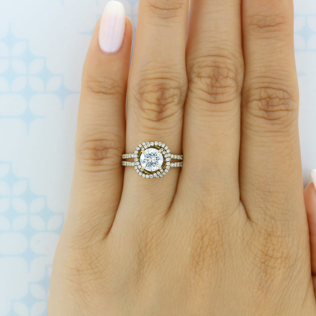 1.0ct Round Cut Moissanite Halo Engagement Ring