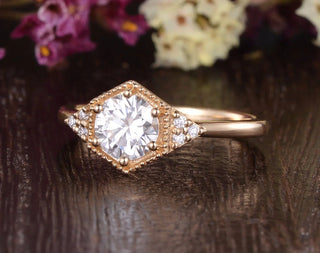 1.60CT Round Cut Vintage Moissanite Engagement Ring