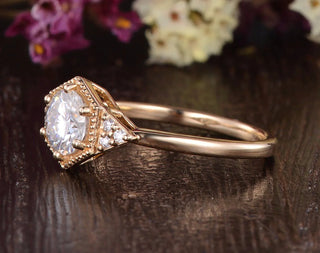 1.60CT Round Cut Vintage Moissanite Engagement Ring