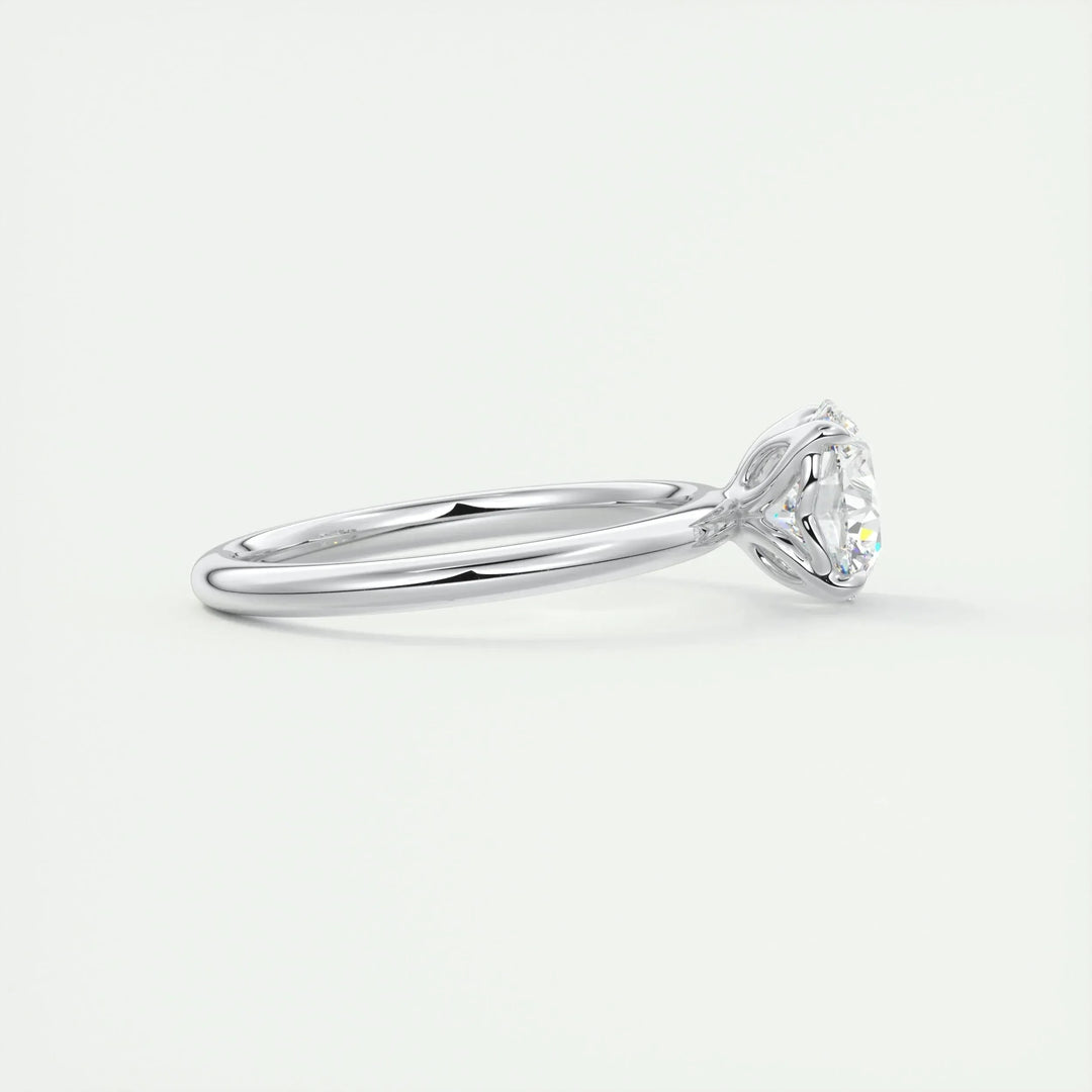 1.35 CT Round Cut Solitaire Moissanite Diamond Engagement Ring
