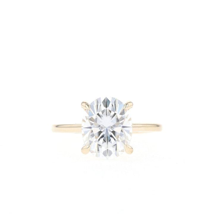 0.75CT Round Cut Solitaire Diamond Moissanite Engagement Ring