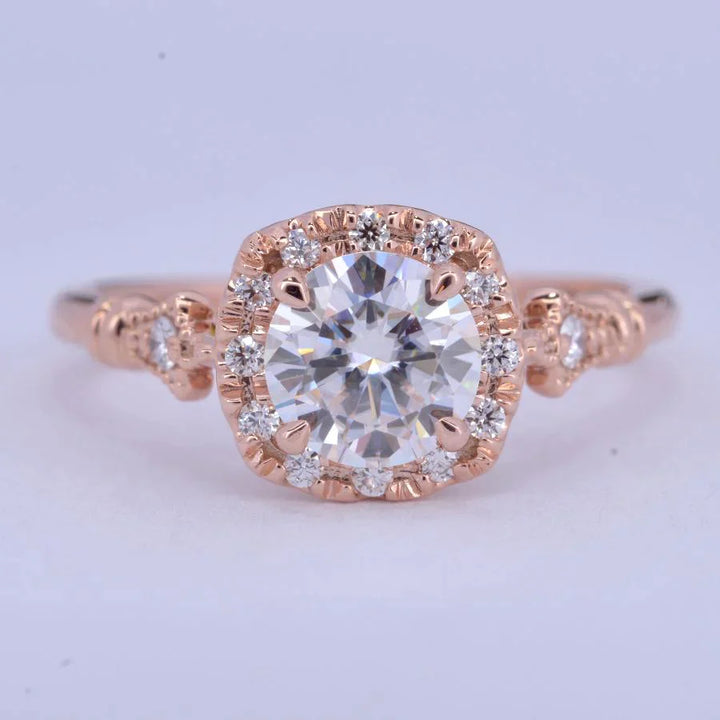 1.1CT Round Cut Vintage Halo Moissanite Diamond Engagement Ring