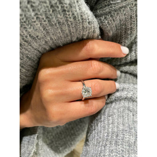 3.0ct Round Cut Solitaire Moissanite Diamond Engagement Ring