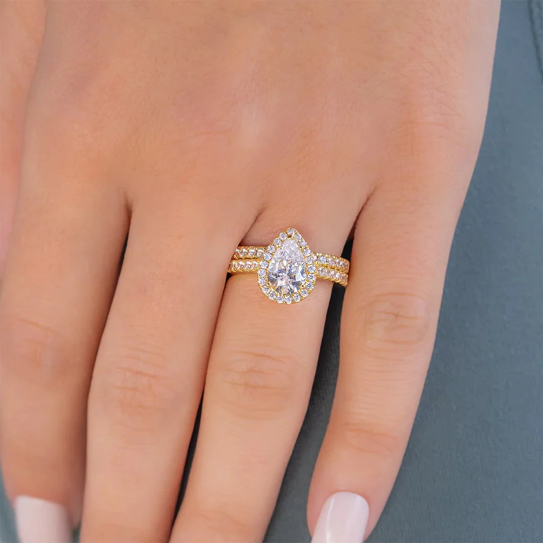 1.33CT Pear Cut Halo Moissanite Diamond Engagement Ring