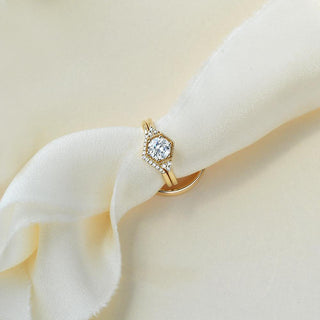 1.28tcw Round Brilliant Cut Moissanite Hexagon Shape Bridal Engagement Ring Set