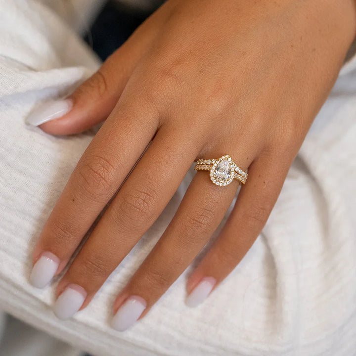 1.33CT Pear Cut Halo Moissanite Diamond Engagement Ring
