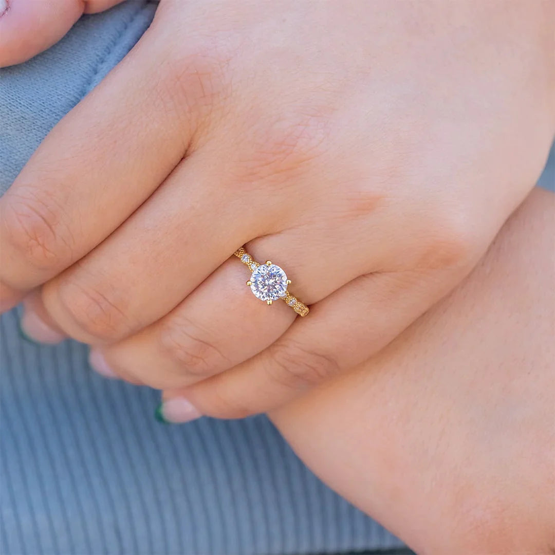 1.80CT Round Cut Solitaire Moissanite Diamond Engagement Ring