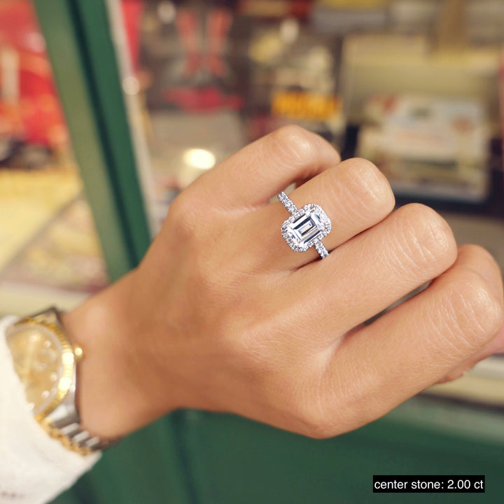 premium quality lab grown diamond ring,