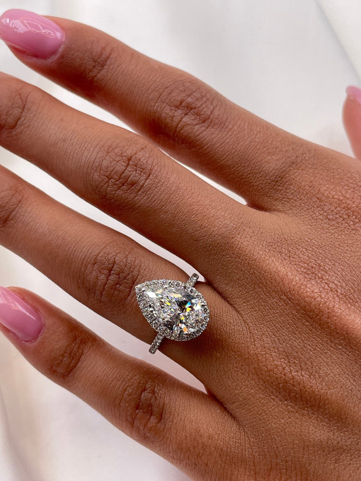 pear diamond anniversary ring