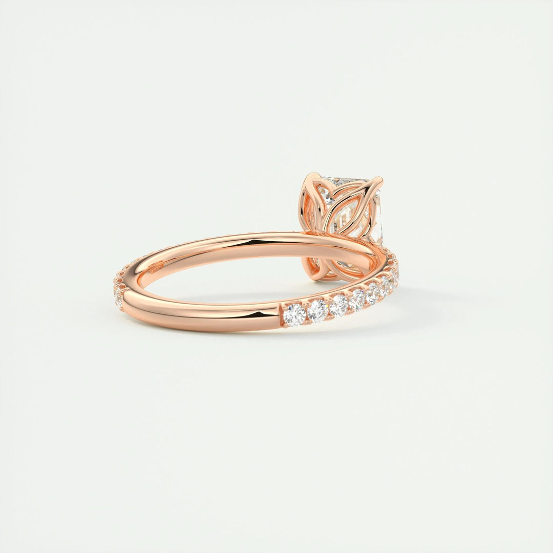 elegant emerald diamond ring