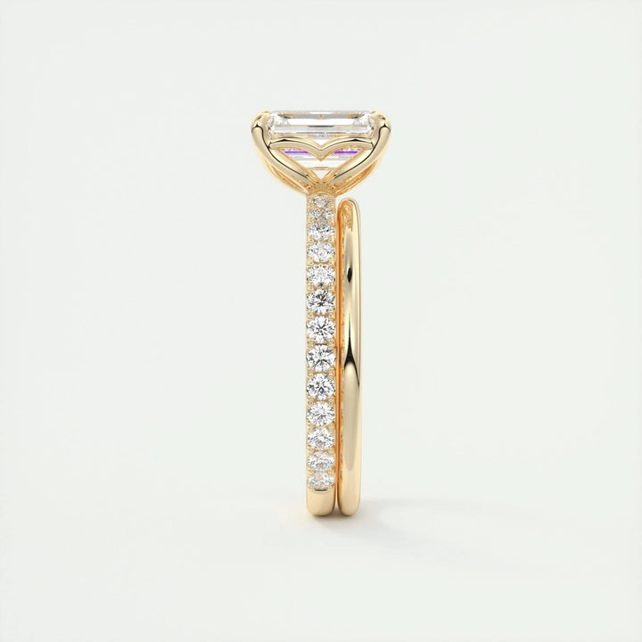emerald bridal ring,