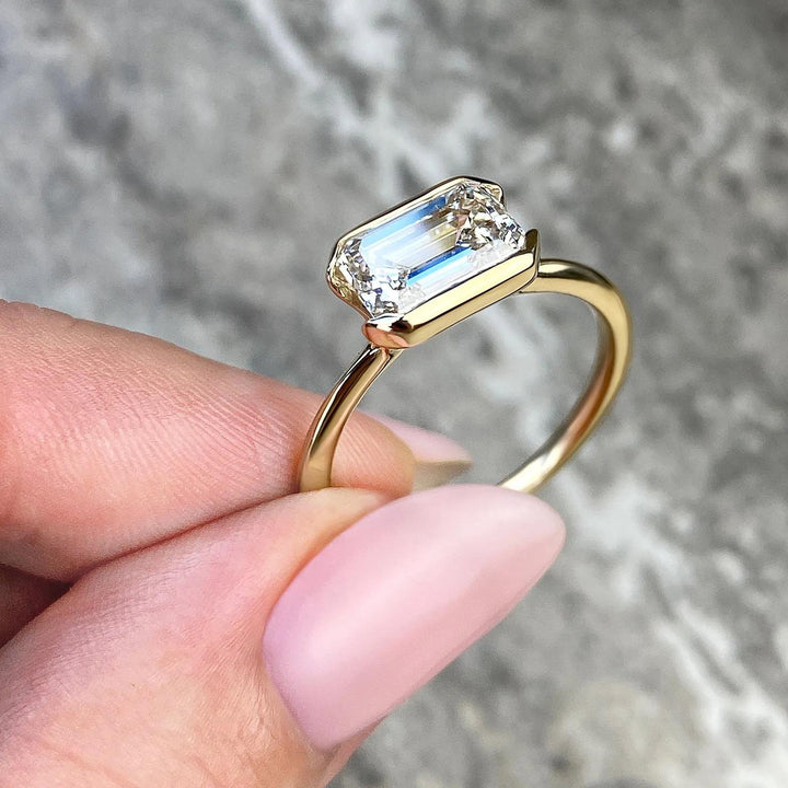 2ct Emerald F - VS1 Lab Grown Diamond Solitaire Engagement Ring - Doozy Diamonds