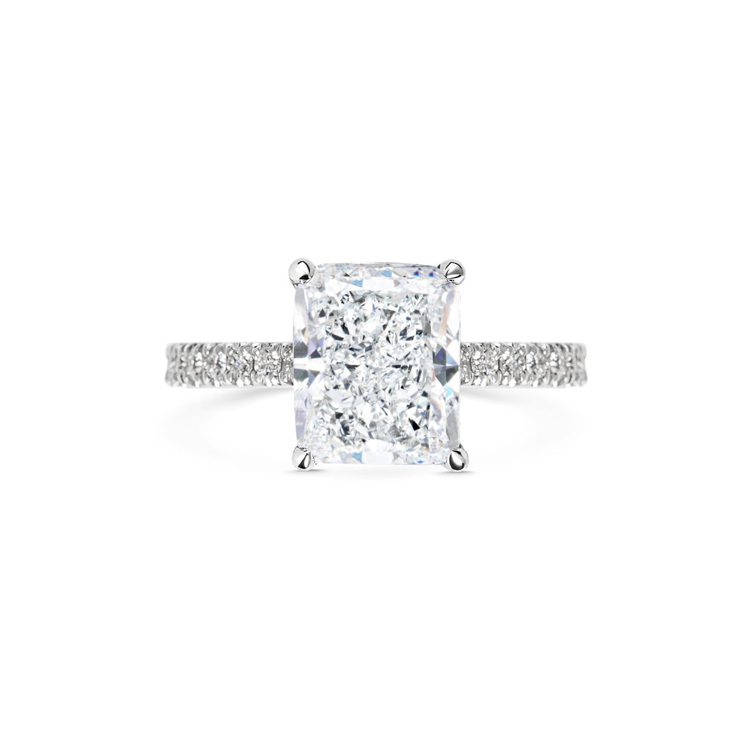 elegant radiant diamond bridal ring,