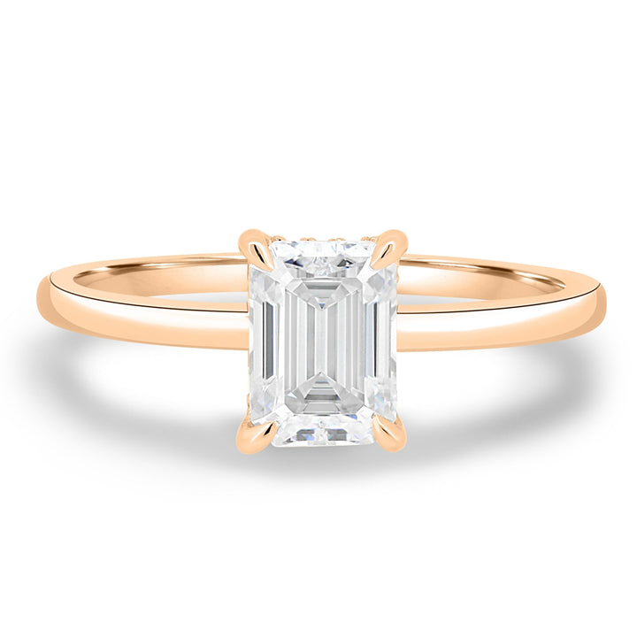ear colorless diamond ring
