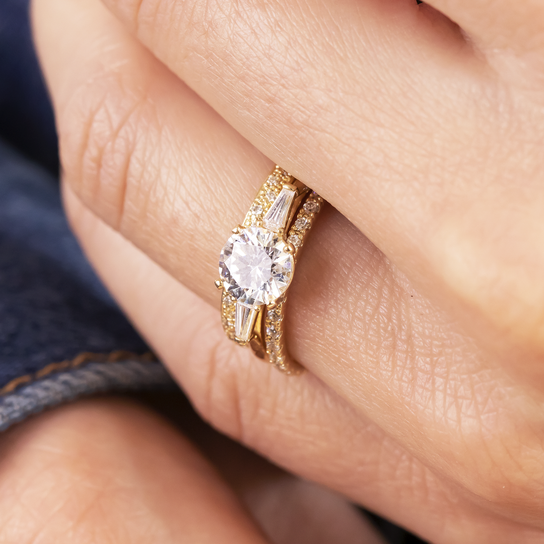 1.0CT Round Cut Baguette Three Stone Moissanite Engagement Ring