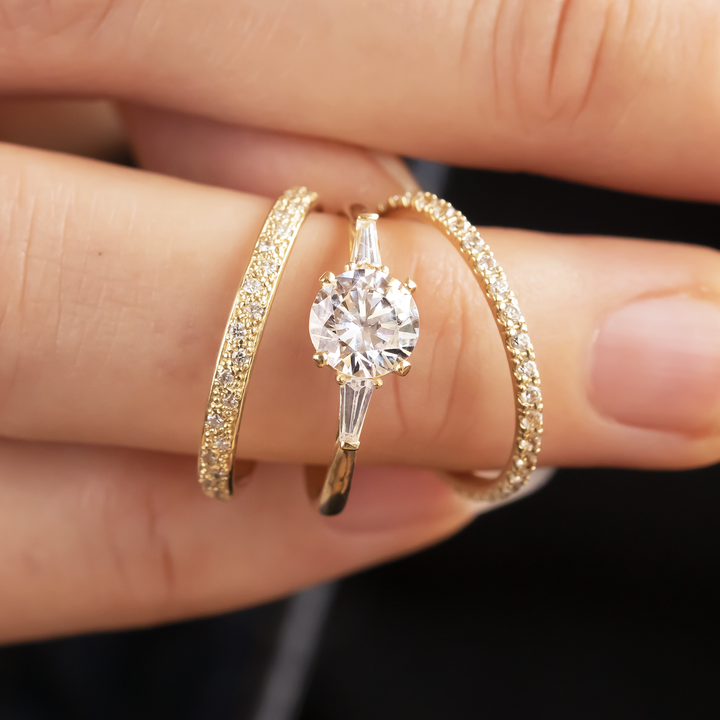 1.0CT Round Cut Baguette Three Stone Moissanite Engagement Ring