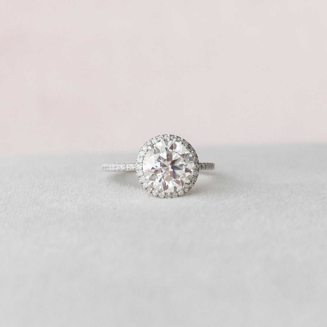 3.0CT Round Halo Moissanite Diamond Engagement Ring
