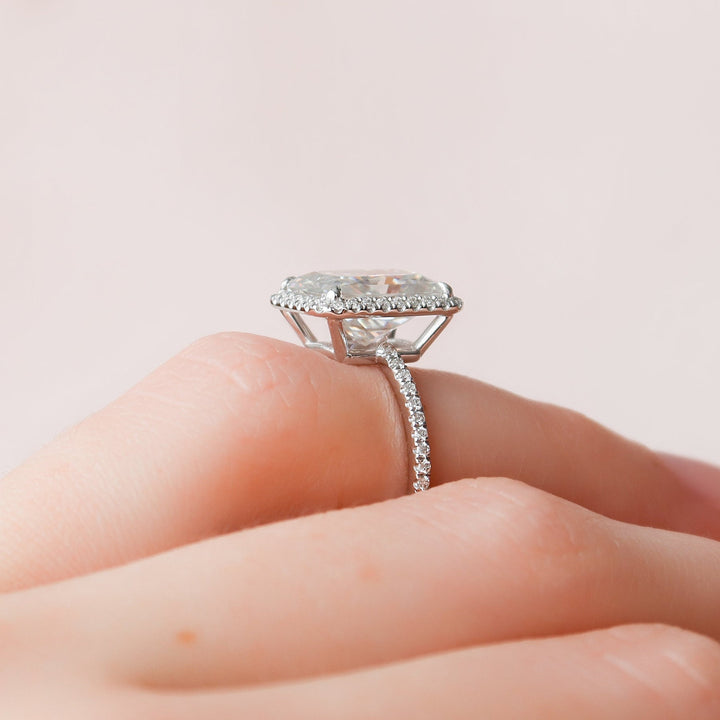 5.0CT Radiant Halo Moissanite Diamond Engagement Ring