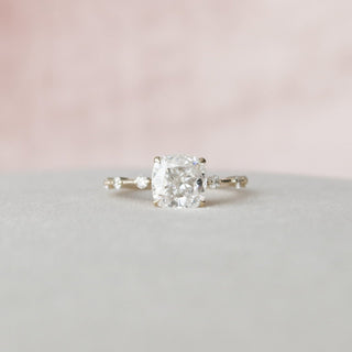 2.0CT Cushion Moissanite Diamond Engagement Ring