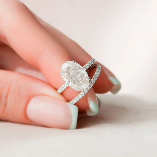 4.30tcw Oval Cut Moissanite Hidden Halo Bridal Engagement Ring Set