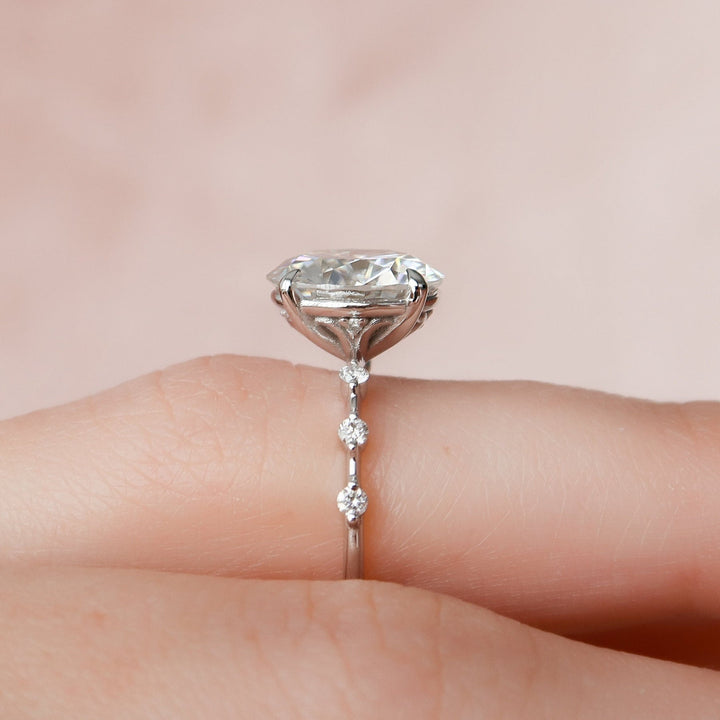 4.0ct Round Brilliant Solitaire Moissanite Diamond Engagement Ring