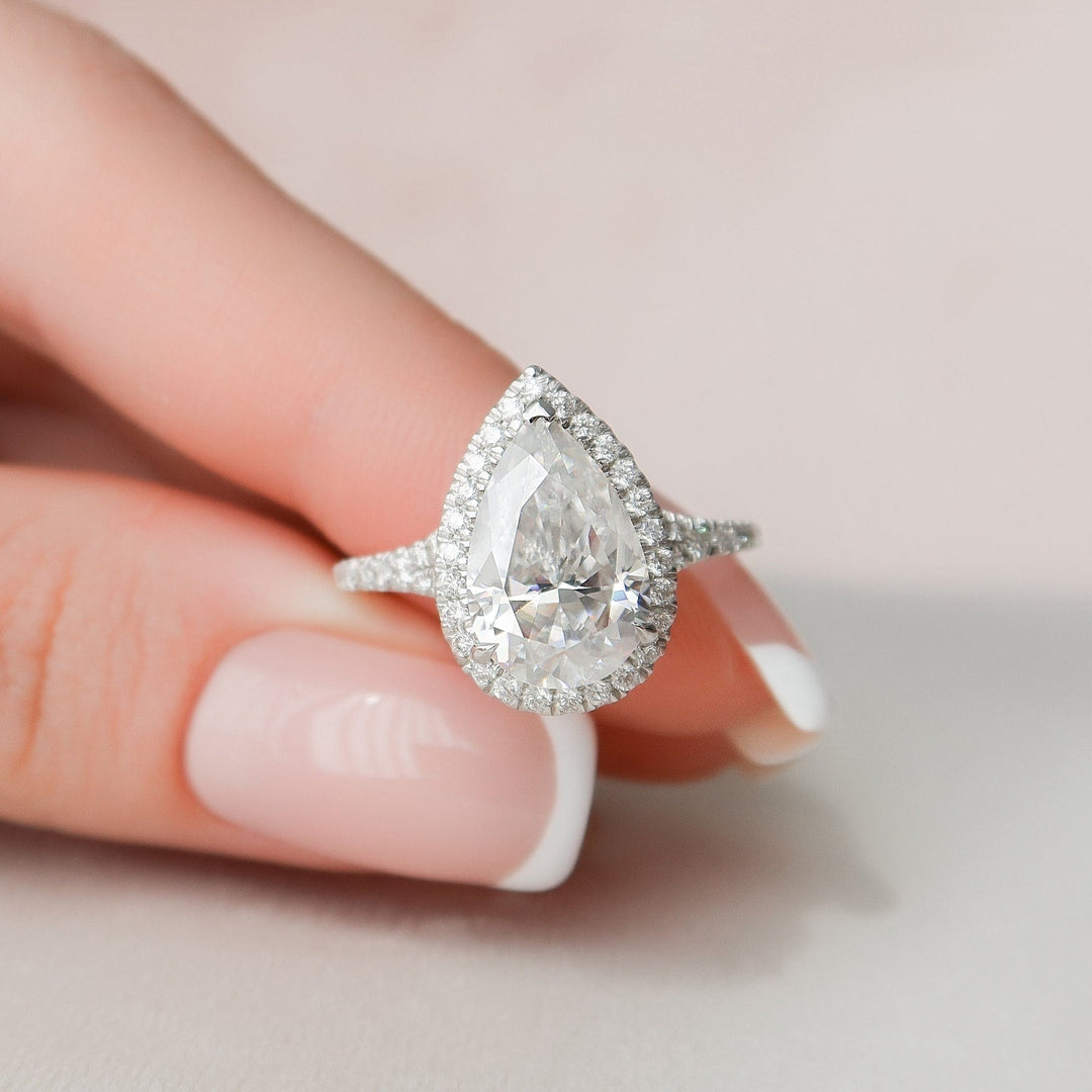 3.0CT Pear Halo Moissanite Split Shank Diamond Engagement Ring