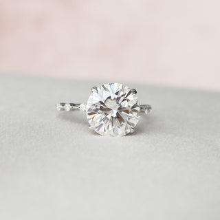 4.0ct Round Brilliant Solitaire Moissanite Diamond Engagement Ring