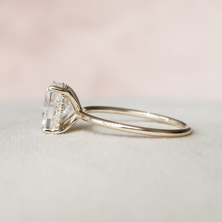 4.0CT Elongated Cushion Moissanite Hidden Halo Diamond Engagement Ring