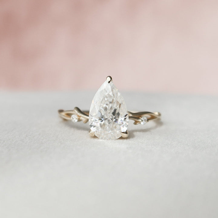 2.0CT Pear Cut Twig Moissanite Diamond Engagement Ring