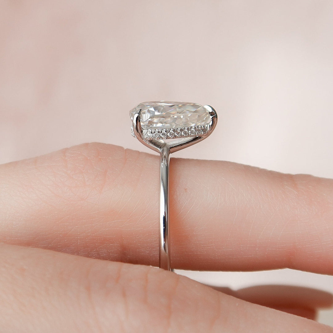 2.0CT Pear Hidden Halo Moissanite Diamond Engagement Ring