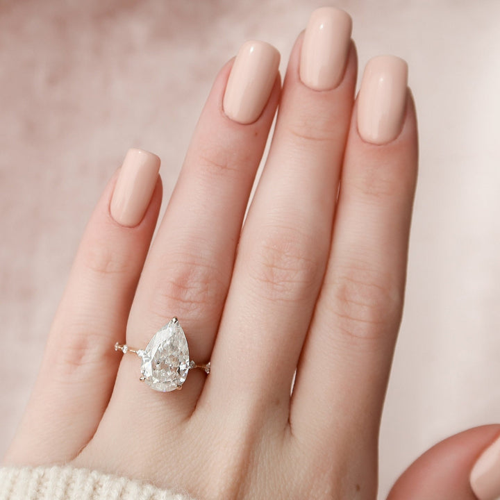 4.0CT Pear Moissanite Hidden Halo Diamond Engagement Ring