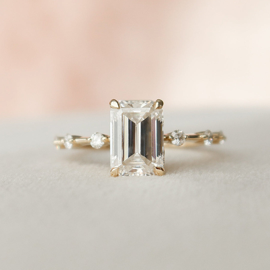 2.0CT Emerald Cut Solitaire Moissanite Diamond Engagement Ring