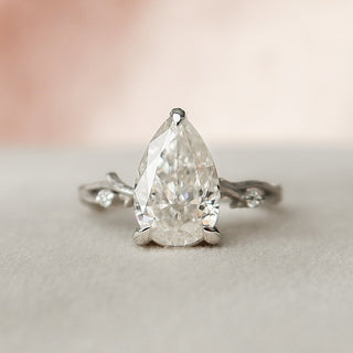 2.0CT Pear Cut Twig Moissanite Diamond Engagement Ring