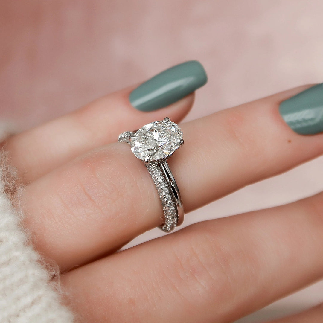 3.20tcw Oval Cut Moissanite Diamond Halo Bridal Engagement Ring Set