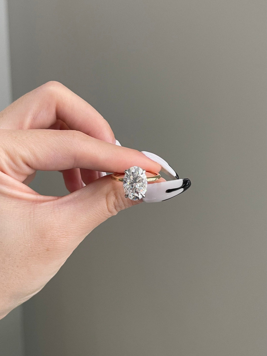 5.0ct Oval Cut Hidden Halo Solitaire Moissanite Diamond Engagament Ring