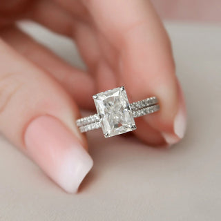 4.05tcw Radiant Cut Moissanite Halo Bridal Engagement Ring Set
