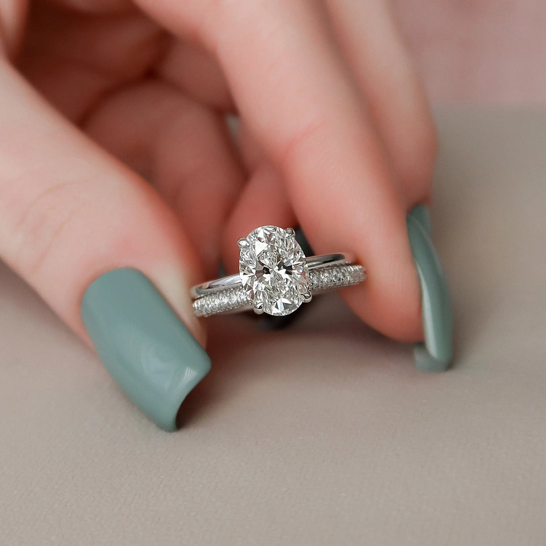 3.20tcw Oval Cut Moissanite Diamond Halo Bridal Engagement Ring Set