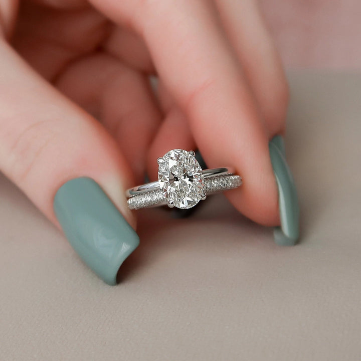 3.20tcw Oval Cut Moissanite Diamond Halo Bridal Engagement Ring Set